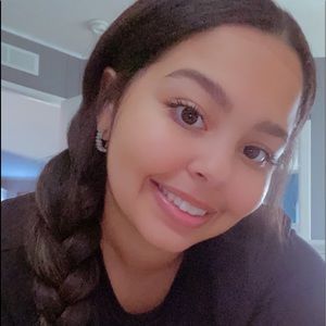 Meet your Posher, Jamya